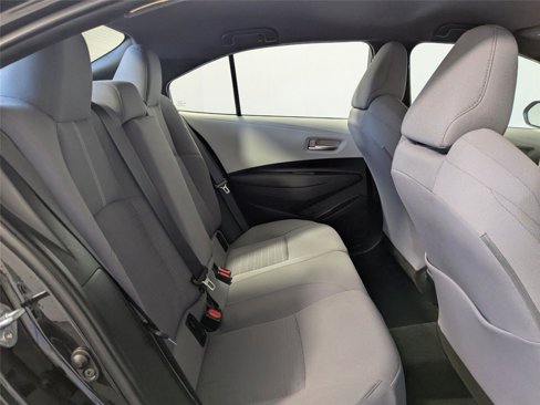 Certified 2021 Toyota Corolla SE image 3