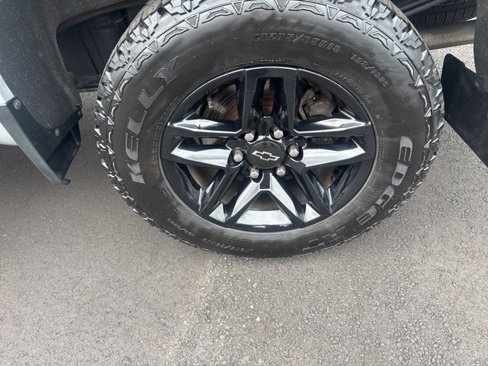 Used 2019 Chevrolet Silverado 1500 LT Trail Boss w/ Convenience Package image 30