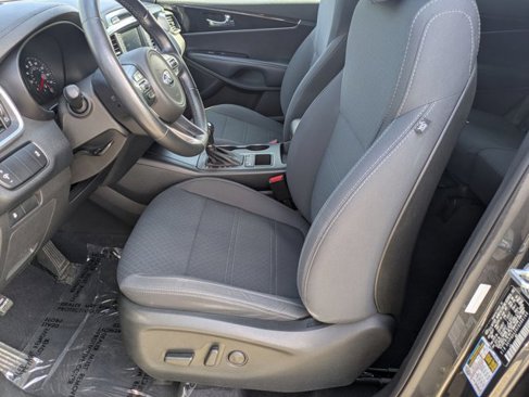 Used 2018 Kia Sorento LX image 14