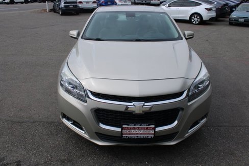 Used 2015 Chevrolet Malibu LT image 9