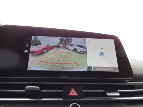 Used 2024 Hyundai Elantra SEL image 18