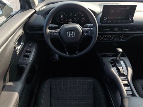 Certified 2025 Honda HR-V LX image 11