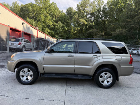 Used 2008 Toyota 4Runner SR5 image 10