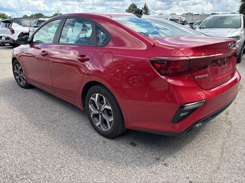 Used 2021 Kia Forte LXS image 7