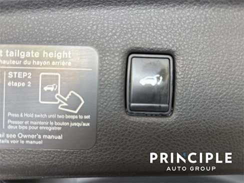 Used 2021 INFINITI QX50 Luxe image 11