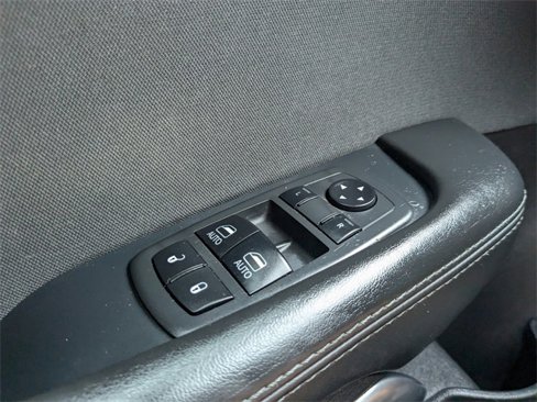 Used 2019 Dodge Challenger SXT image 20