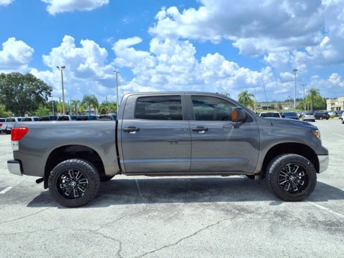 Used 2013 Toyota Tundra 4x4 CrewMax image 8