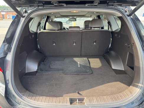 Used 2019 Hyundai Santa Fe Limited image 16