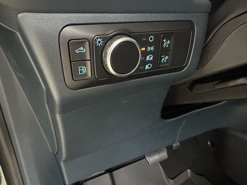 New 2025 Ford Maverick XLT image 32