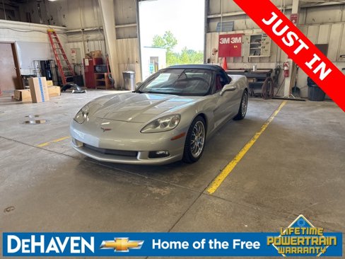 Used 2008 Chevrolet Corvette Convertible w/ Preferred Equipment Group image 1