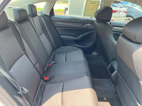 Used 2018 Honda Accord LX image 24