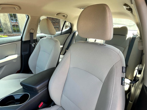 Used 2015 Kia Optima LX image 34