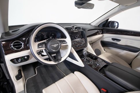 Used 2023 Bentley Bentayga Extended Wheelbase image 5