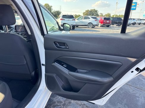 Used 2023 Nissan Altima 2.5 SV image 16