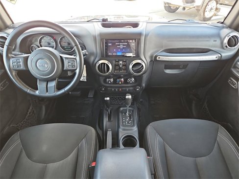 Used 2016 Jeep Wrangler Unlimited Sahara w/ Connectivity Group image 12