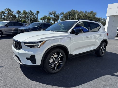 New 2026 Volvo XC40 B4 Core w/ Protection Package image 6