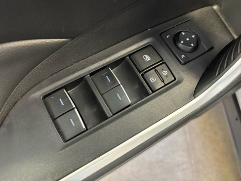 Used 2024 Toyota RAV4 XLE image 25