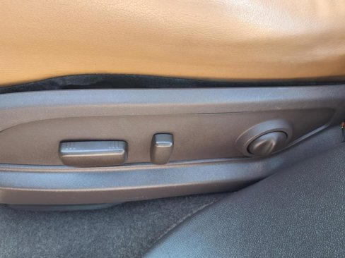 Used 2017 Buick Enclave Leather image 13