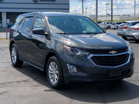 Used 2020 Chevrolet Equinox LS w/ LS Convenience Package image 8