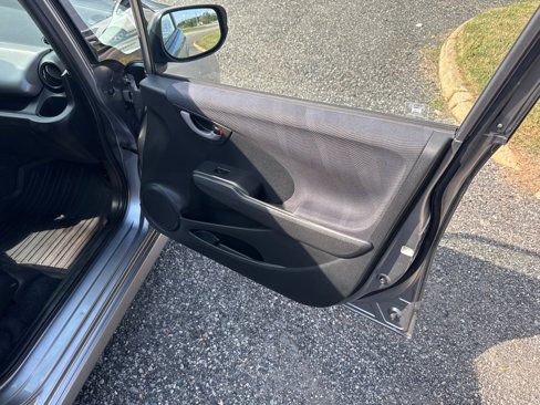 Used 2010 Honda Fit Sport image 18