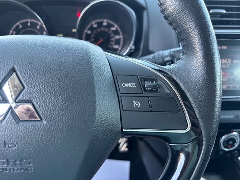 Used 2018 Mitsubishi Outlander Sport SEL image 28