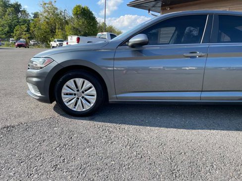 Used 2019 Volkswagen Jetta S image 2
