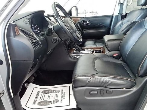 Used 2020 Nissan Armada SL w/ Premium Package image 3