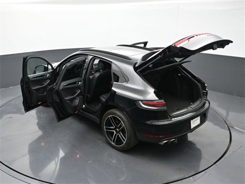 Certified 2021 Porsche Macan S image 29