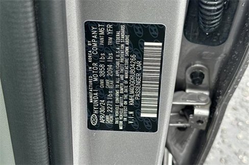 Certified 2024 Hyundai Elantra SEL image 29