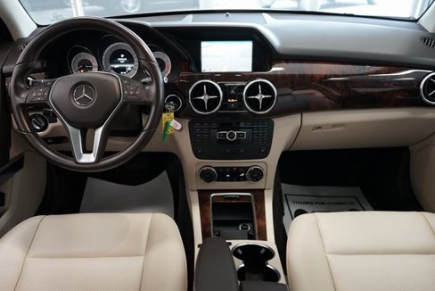 Used 2013 Mercedes-Benz GLK 350 4MATIC image 36