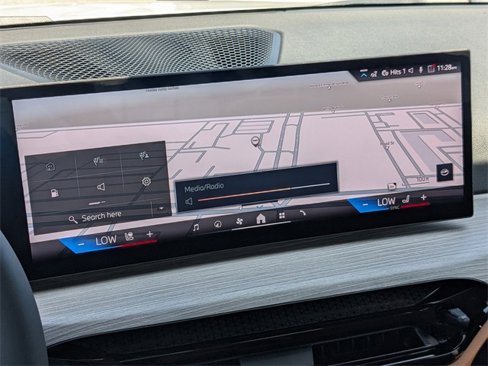 New 2025 BMW 330i Sedan w/ Premium Package image 23
