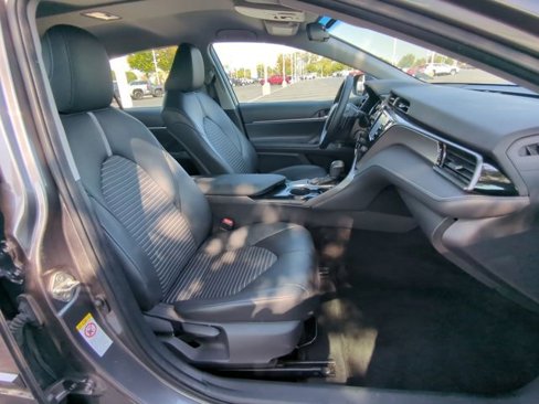 Certified 2019 Toyota Camry SE image 25