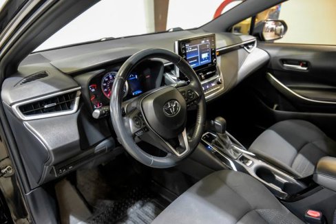 Used 2021 Toyota Corolla SE image 3