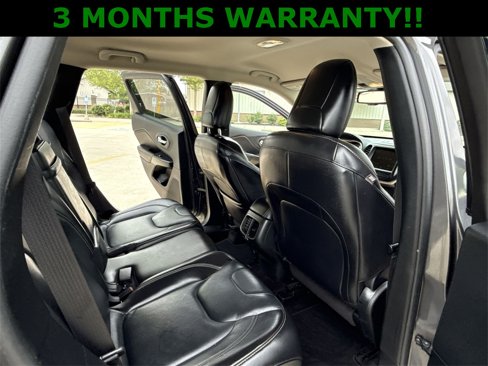 Used 2016 Jeep Cherokee Limited image 22