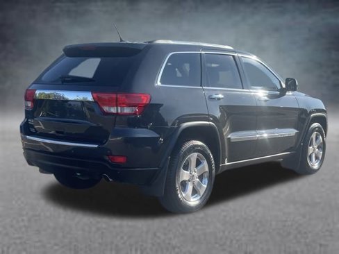 Used 2011 Jeep Grand Cherokee Limited image 3