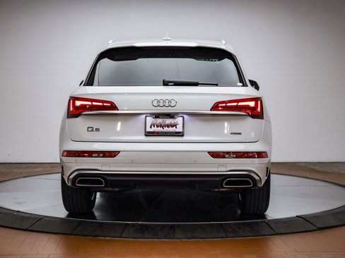 Used 2022 Audi Q5 2.0T Premium w/ Convenience Package image 8