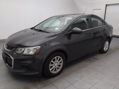 Used 2019 Chevrolet Sonic LT w/ Convenience Package image 2