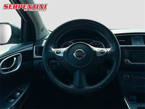 Used 2016 Nissan Sentra SV image 18