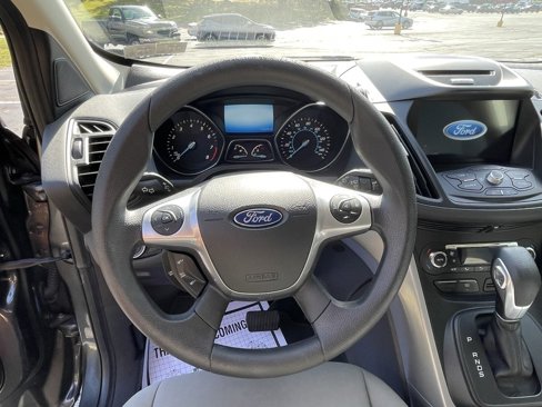 Used 2016 Ford Escape SE w/ Equipment Group 201A image 29