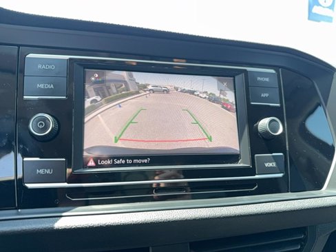 Used 2020 Volkswagen Jetta SE image 19
