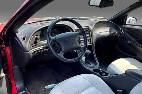 Used 1999 Ford Mustang Convertible image 7