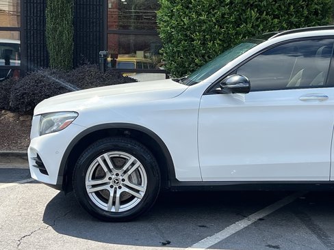Used 2017 Mercedes-Benz GLC 300 image 10