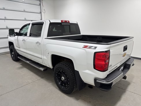 Used 2015 Chevrolet Silverado 1500 LTZ Z71 w/ LTZ Plus Package image 6