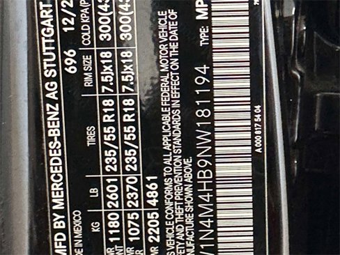 Used 2022 Mercedes-Benz GLB 250 4MATIC image 33