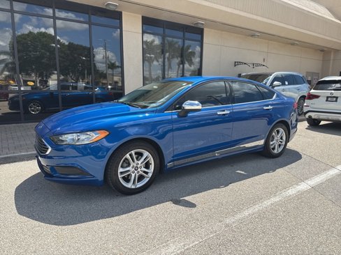 Used 2018 Ford Fusion SE w/ Fusion SE Technology Package image 5