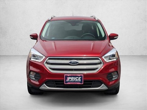 Used 2019 Ford Escape Titanium image 2