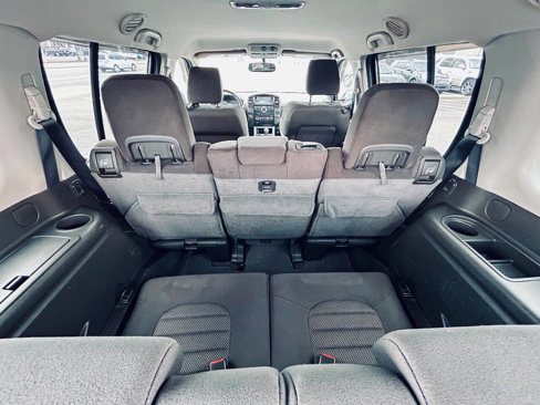 Used 2012 Nissan Pathfinder SV image 28