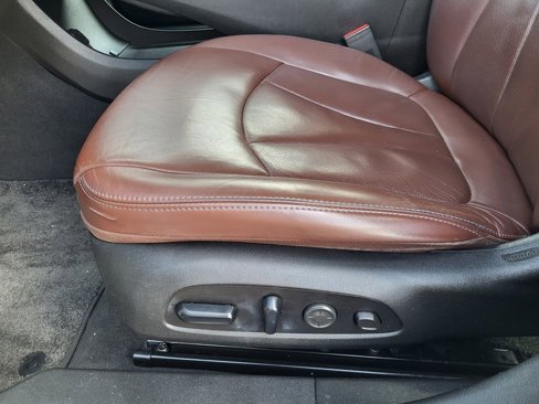 Used 2019 Buick LaCrosse Avenir w/ Driver Confidence Package II image 17