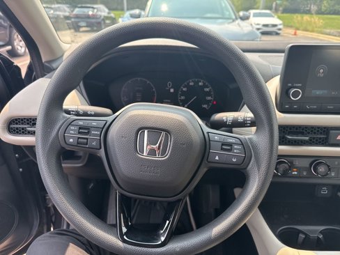 Certified 2023 Honda HR-V LX image 5