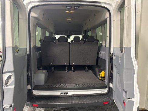 Used 2016 Ford Transit 350 XLT image 9